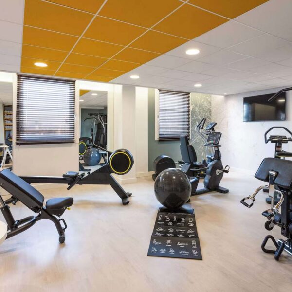 Yeganehtours.com_Novotel_Bordeaux_Centre_Ville_16