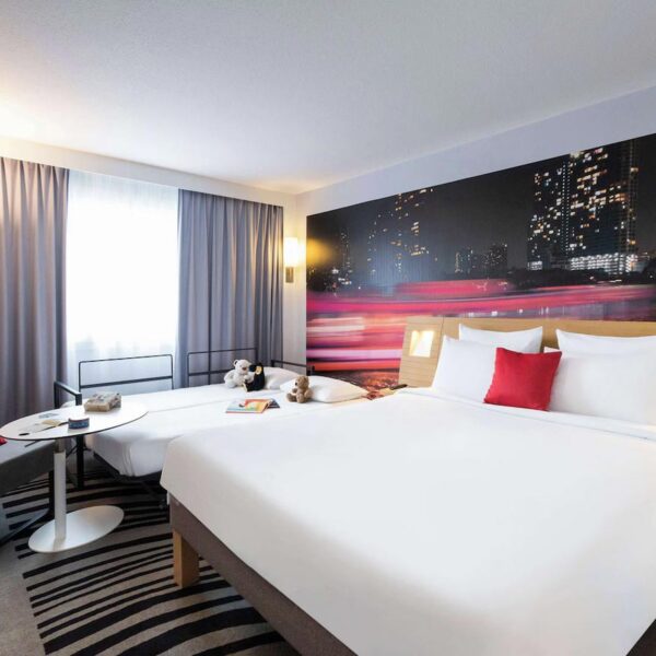 Yeganehtours.com_Novotel_Bordeaux_Centre_Ville_25