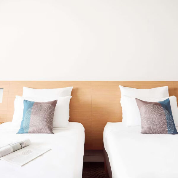 Yeganehtours.com_Novotel_Montpellier_Hotel_04