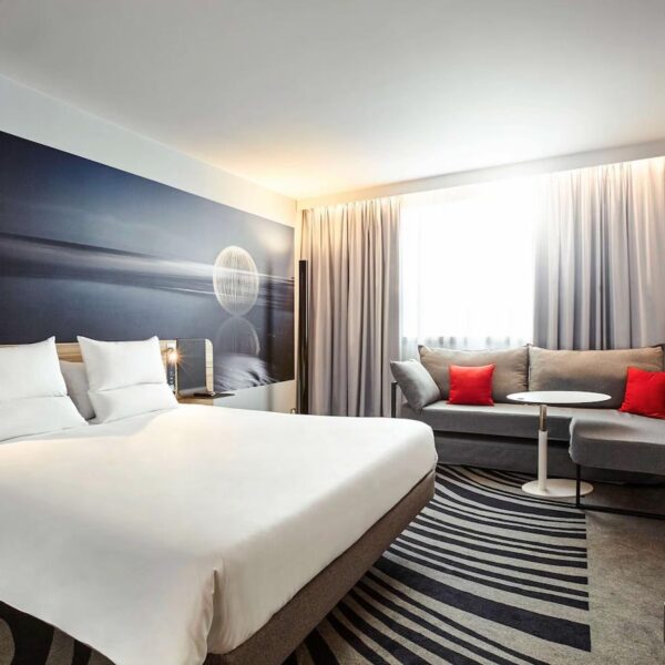 Yeganehtours.com_Novotel_Montpellier_Hotel_09