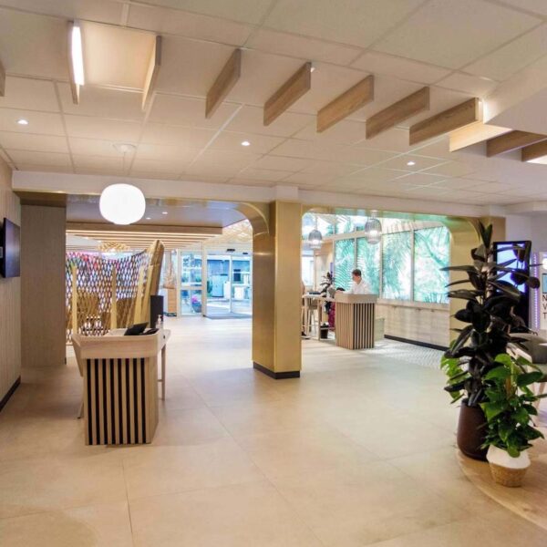 Yeganehtours.com_Novotel_Montpellier_Hotel_15