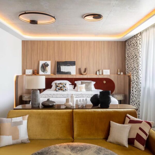 Yeganehtours.com_Pullman_Lyon_15
