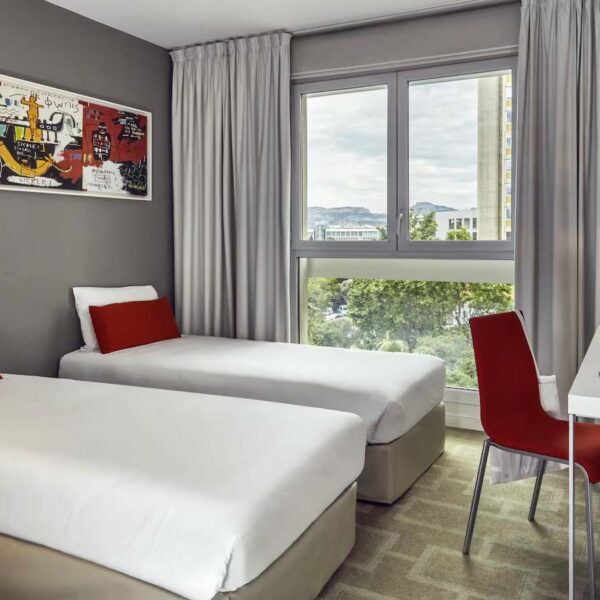 Yeganehtours.com_Aparthotel_Adagio_Marseille_Timone_14