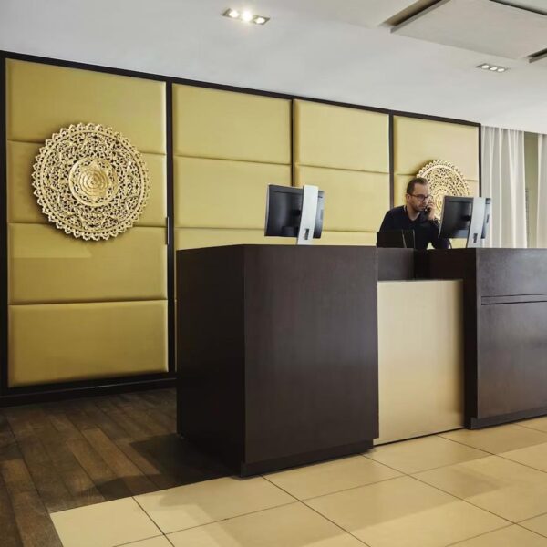 Yeganehtours.com_Aparthotel_Adagio_Marseille_Timone_23
