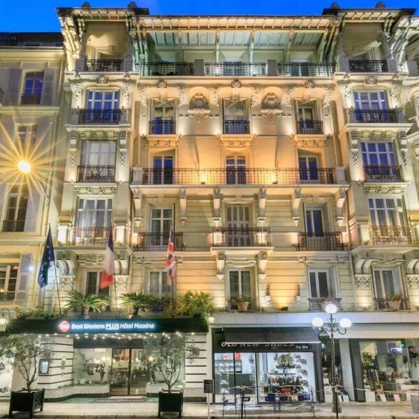 Yeganehtours.com_Best_Western_Plus_Hôtel_Massena_Nice_08