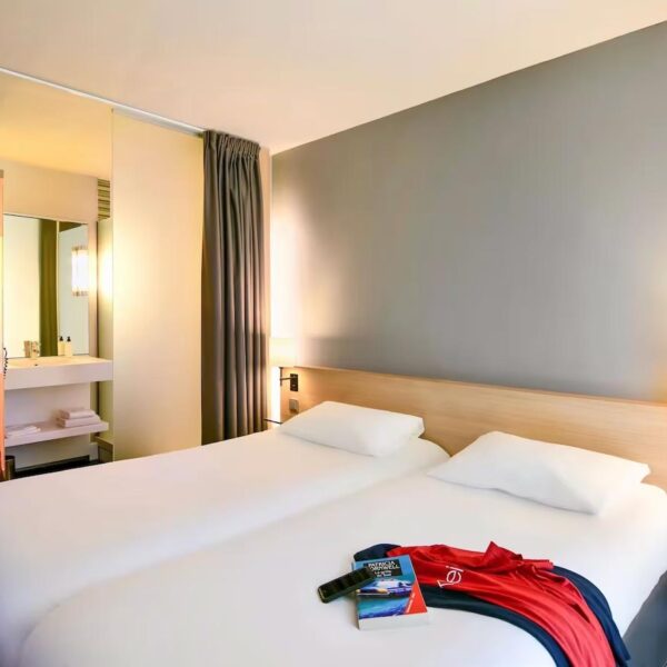 Yeganehtours.com_Ibis_Styles_Nantes_Hotel_03