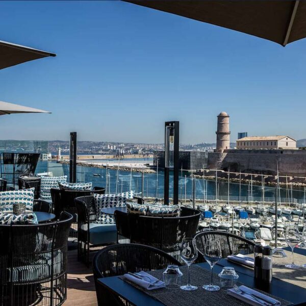 Yeganehtours.com_Sofitel_Marseille_Vieux_Port_03