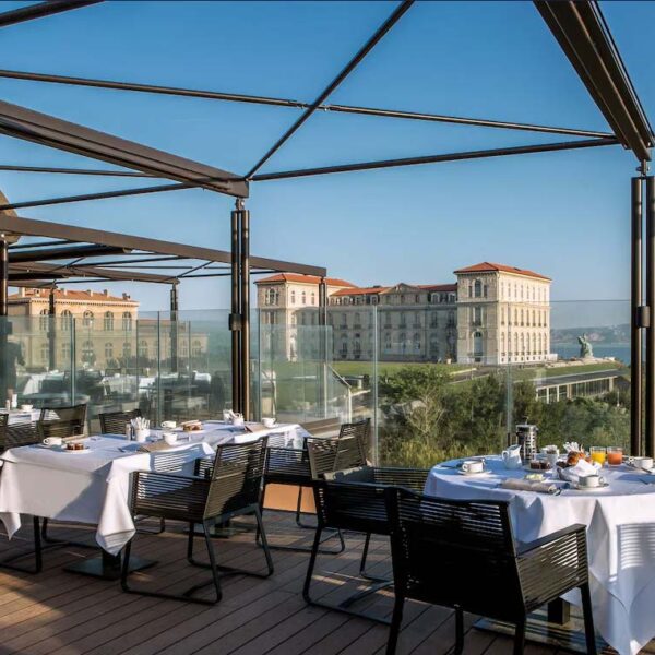 Yeganehtours.com_Sofitel_Marseille_Vieux_Port_17