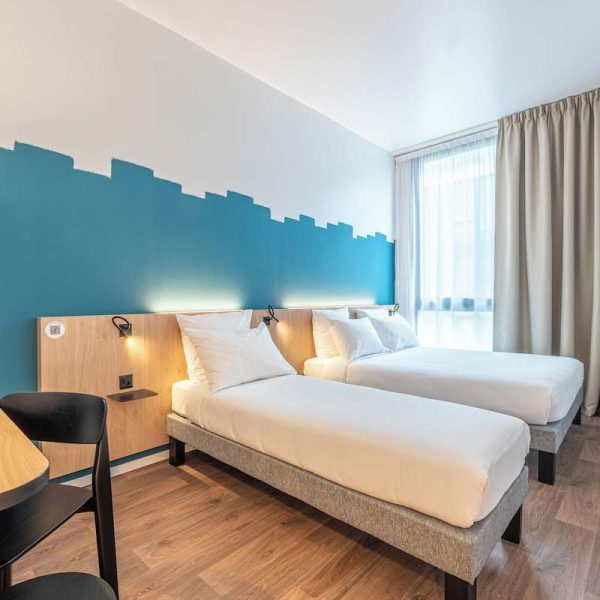 Yeganehtours.com-B&B-HOTEL-Geneva-Airport-03