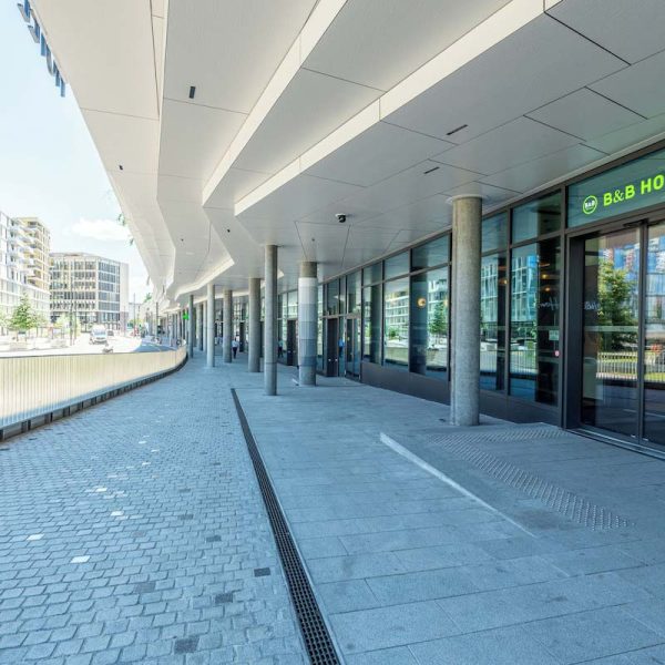 Yeganehtours.com-B&B-HOTEL-Geneva-Airport-09