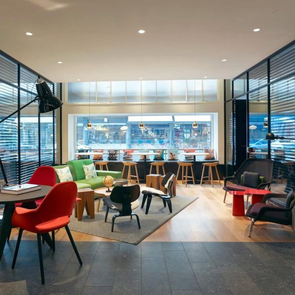 Yeganehtours.com-CitizenM-Hotel-Zurich-01