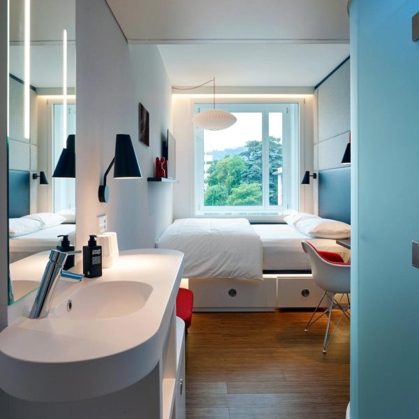 Yeganehtours.com-CitizenM-Hotel-Zurich-06