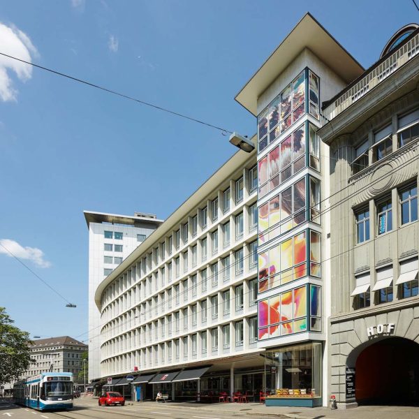 Yeganehtours.com-CitizenM-Hotel-Zurich-07