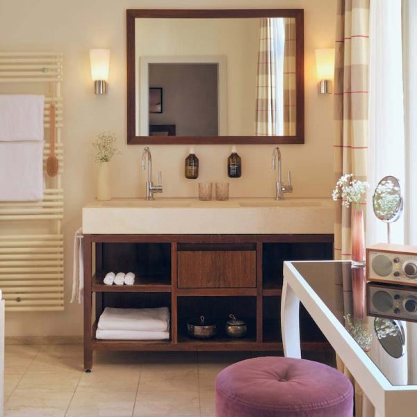 Yeganehtours.com-Hotel-Alden-Splügenschloss-Zurich-03 Yeganehtours com Hotel Alden Splügenschloss Zurich 03