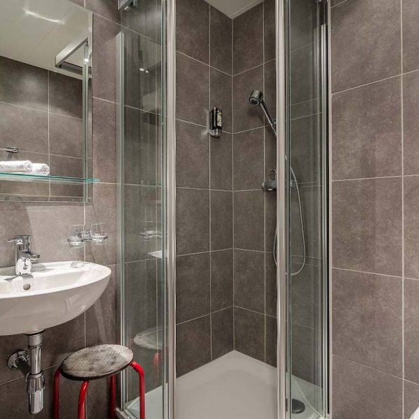 Yeganehtours.com-Hôtel-Mon-Repos-Genève-07