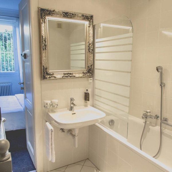 Yeganehtours.com-Hôtel-Mon-Repos-Genève-12
