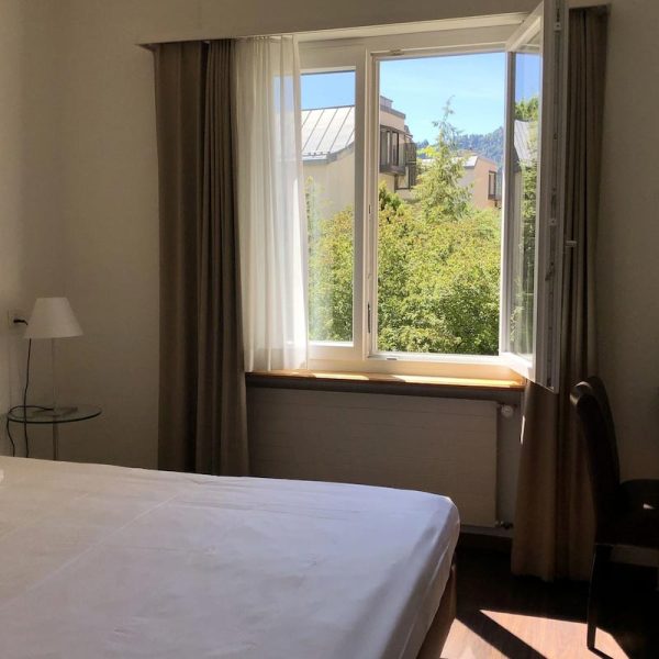 Yeganehtours.com-Hotel-Neufeld-Zurich-06