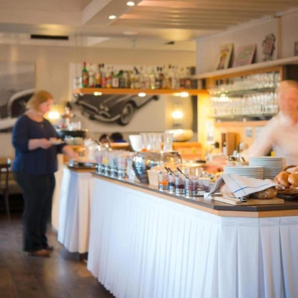 Yeganehtours.com-Hotel-Neufeld-Zurich-10