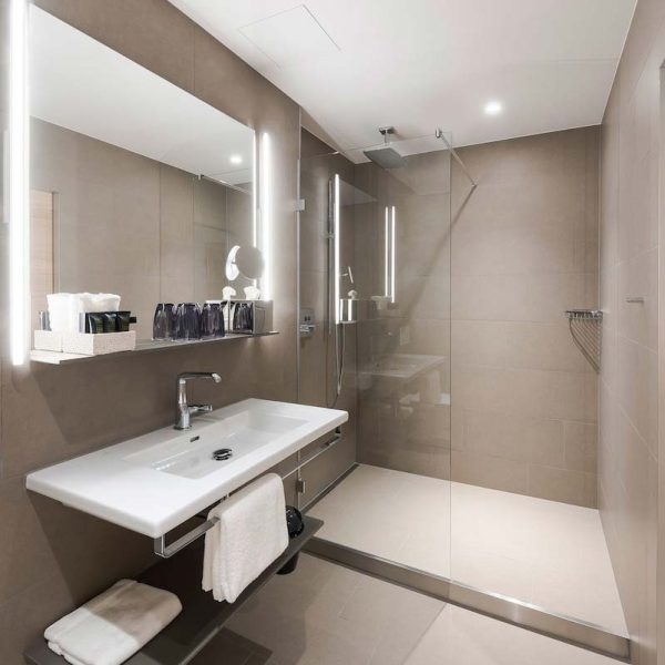Yeganehtours.com-Hotel-Savoy-Bern-12