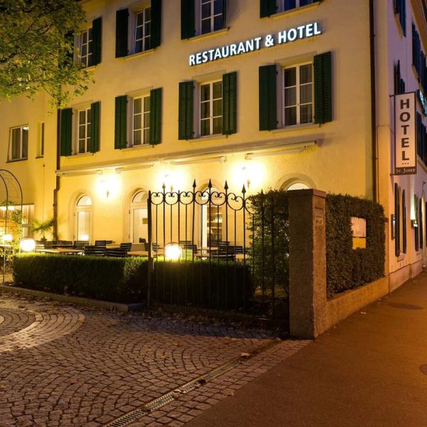 Yeganehtours.com-Hotel-St.Josef-Zurich-10