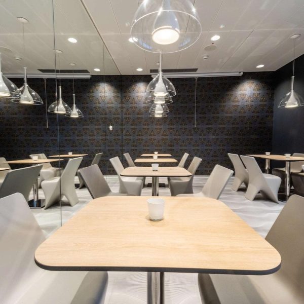 Yeganehtours.com-Prize-by-Radisson-Bern-City-03