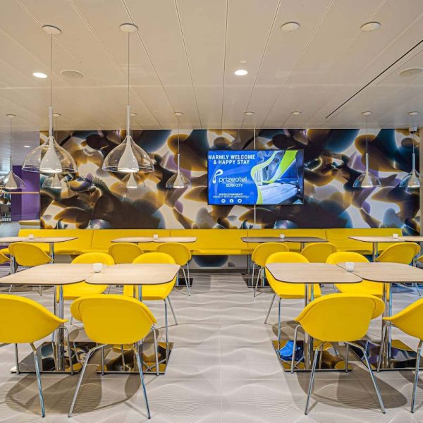Yeganehtours.com-Prize-by-Radisson-Bern-City-12