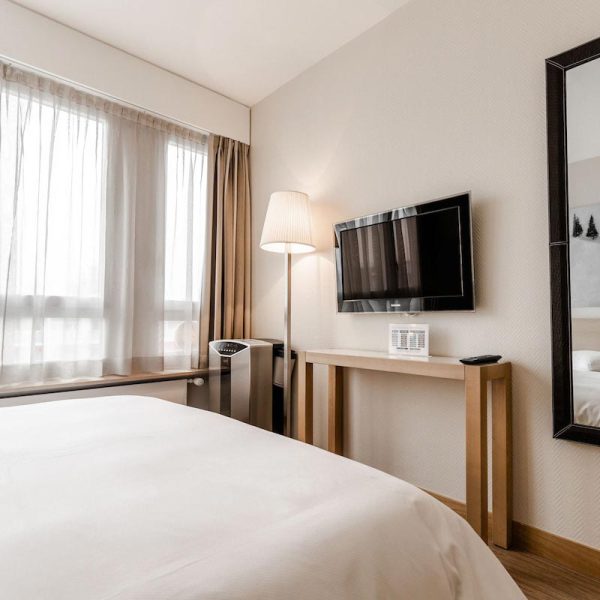 Yeganehtours.com-Starling-Hôtel-Résidence-Genève-10