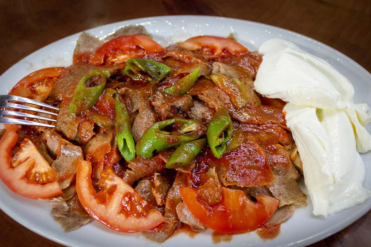 بهترین غذاهای استانبول - اسکندر کباب - Iskender Kebab