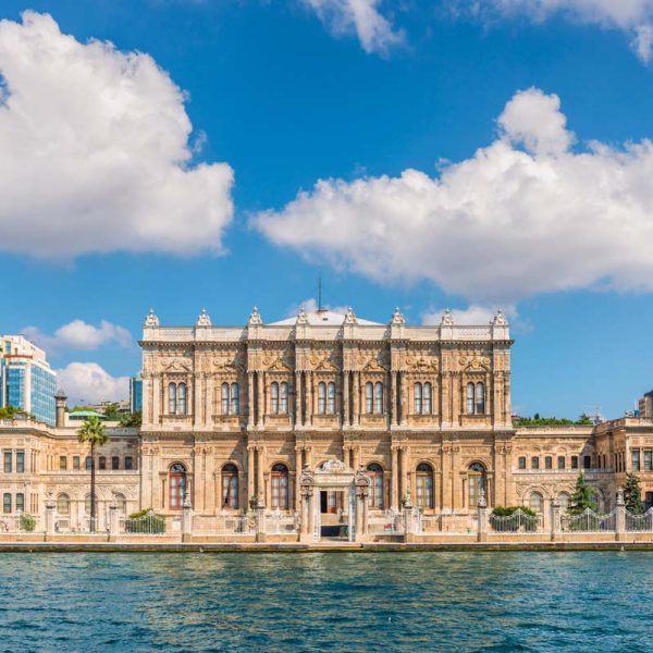 Yeganehtours.com_Istanbul-Dolmabahce-Palace کاخ دولماباغچه استانبول