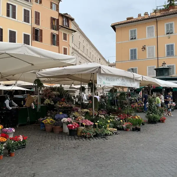 Yeganehtours.com-Campo-de’-Fiori-06